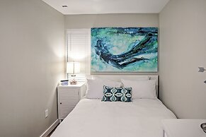 Beachfront Corpus Christi Condo w/ Deck & Views!