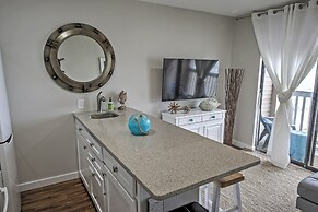 Beachfront Corpus Christi Condo w/ Deck & Views!