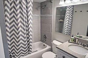 Beachfront Corpus Christi Condo w/ Deck & Views!