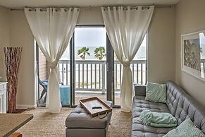 Beachfront Corpus Christi Condo w/ Deck & Views!
