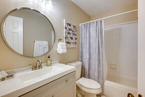 Modern Woodlands Townhome w/ Spacious Yard & Patio