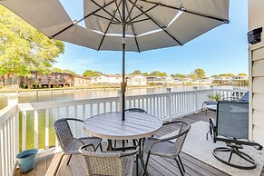 Deck & Pool Access: Myrtle Beach Getaway