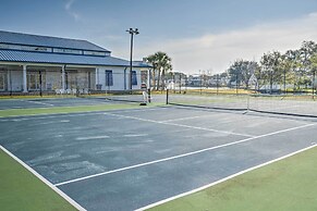 Deck & Pool Access: Myrtle Beach Getaway