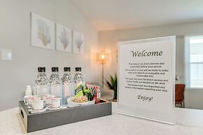 Deck & Pool Access: Myrtle Beach Getaway