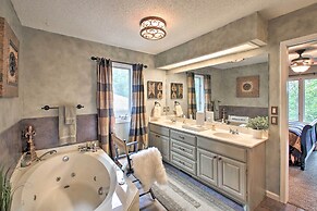 3 Mi to Lake Desoto: Home w/ Furnished Deck!