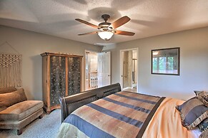 3 Mi to Lake Desoto: Home w/ Furnished Deck!