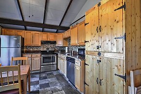 Cozy Beech Mountain Family Retreat w/ 2 Decks!