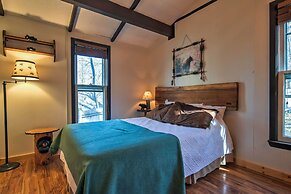 Cozy Beech Mountain Family Retreat w/ 2 Decks!