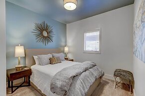 Fireplace & Deck: Modern Cabin in Grand Lake!