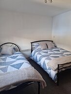 Remarkable 2-bed Apartment in Central Liverpool