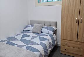 Remarkable 2-bed Apartment in Central Liverpool