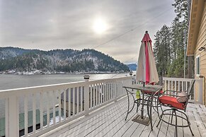 Lake Loon 'hillside' Cottage w/ Private Deck!