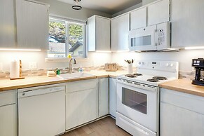 Bandon Beach House Rental: Walk to Downtown!