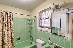 Home w/ Gas Grill - Walk to Bisbee Brewing Co