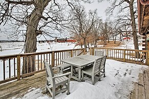 Updated Cabin on 7 Acres - Day Trip to Lake Geneva