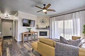 Modern Phoenix Condo w/ Resort Pool & Spa!