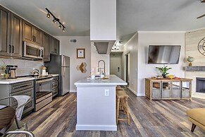 Modern Phoenix Condo w/ Resort Pool & Spa!