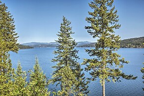 South Lake Coeur D'alene Home w/ Dock & Kayaks!