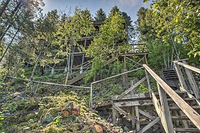 South Lake Coeur D'alene Home w/ Dock & Kayaks!