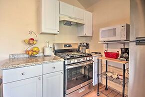 Quiet Rental w/ Balcony: 14 Mi to Downtown Houston