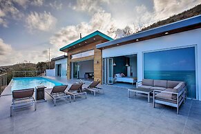 Luxury St Croix Home w/ Oceanfront Pool & Views
