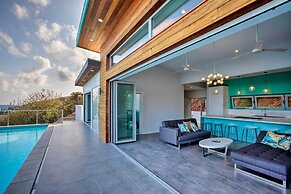 Luxury St Croix Home w/ Oceanfront Pool & Views