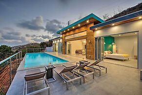 Luxury St Croix Home w/ Oceanfront Pool & Views