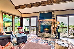 3 Mi to Beech Mtn: Treetop Cabin w/ Deck & Views