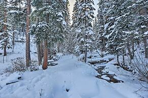 Cozy Dumont Cottage With Mill Creek Views!