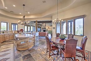 Cave Creek Oasis w/ Putting Green, Spa & Mtn View!