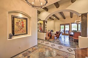 Cave Creek Oasis w/ Putting Green, Spa & Mtn View!