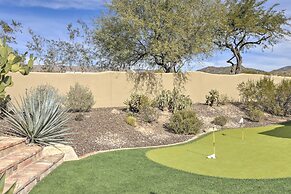 Cave Creek Oasis w/ Putting Green, Spa & Mtn View!