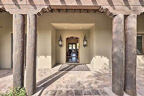 Cave Creek Oasis w/ Putting Green, Spa & Mtn View!