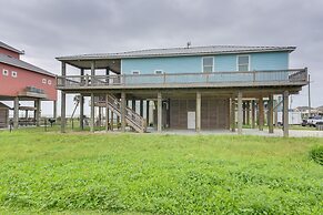 Luxe Home w/ Deck in Crystal Beach!