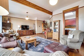 Historic Laramie Apt: Walk to Shops & Restaurants