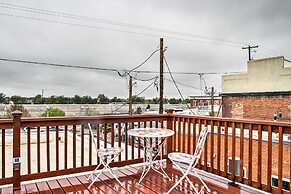 Historic Laramie Apt: Walk to Shops & Restaurants