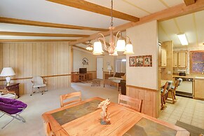 Bullhead City Home w/ Fire Pit - Walk to CO River!