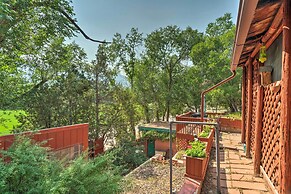 Colorful Bungalow By Pikes Peak/garden of the Gods