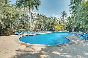 Puerto Vallarta Hideaway w/ Balcony & Pool!