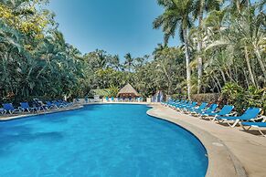 Puerto Vallarta Hideaway w/ Balcony & Pool!