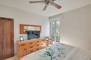 Puerto Vallarta Hideaway w/ Balcony & Pool!