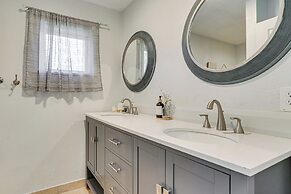 Cozy Pet-friendly Coeur D'alene Lake Cottage!