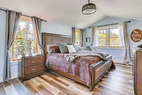 Cozy Pet-friendly Coeur D'alene Lake Cottage!