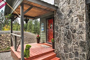Cozy Pet-friendly Coeur D'alene Lake Cottage!