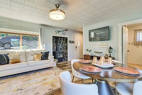 Cozy Pet-friendly Coeur D'alene Lake Cottage!