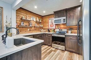 Cozy Pet-friendly Coeur D'alene Lake Cottage!