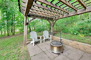 Cottage w/ Hot Tub & Fire Pit By Mahantango Creek