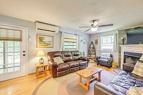 Bryson City Home w/ Deck ~ 1 Mi to Fontana Lake