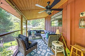 Bryson City Home w/ Deck ~ 1 Mi to Fontana Lake