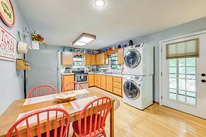 Bryson City Home w/ Deck ~ 1 Mi to Fontana Lake